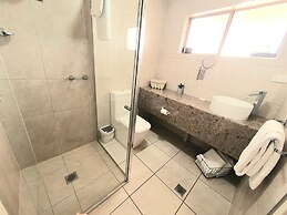 Addison Motor Inn