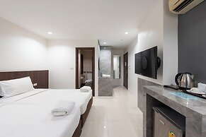Grand Alpine Hotel