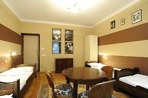 Hostel Deco