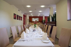 Hotel Simon's Plaza