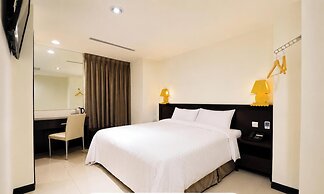 Bravo Hotel