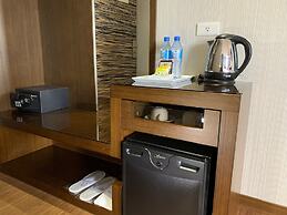 CHECK inn SELECT Hualien LinSen