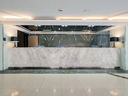 CHECK inn SELECT Hualien LinSen