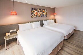 CHECK inn SELECT Hualien LinSen
