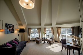 Astoria Hotel