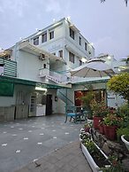 Hotel Karnavati