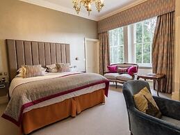 Storrs Hall Hotel