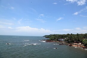 The Hawaii Comforts