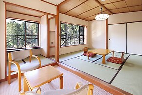 Hakonenomori Okada