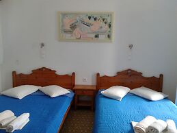 Perissa Hotel
