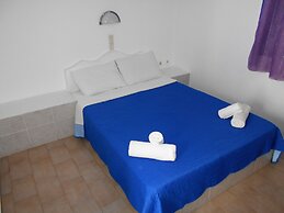 Perissa Hotel