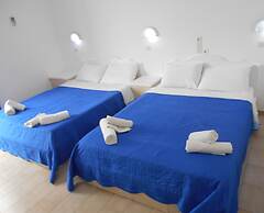 Perissa Hotel
