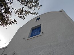 Perissa Hotel