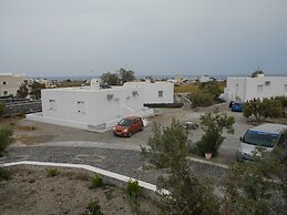 Perissa Hotel