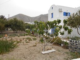 Perissa Hotel