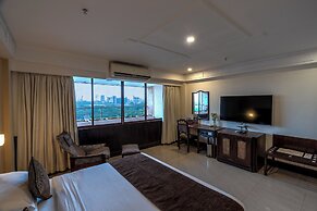 Hotel Ivory Tower