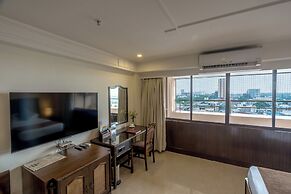 Hotel Ivory Tower