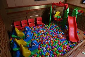 Joys Palace