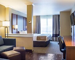 Comfort Suites Minot South