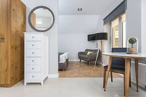 Venetian House Market Square Aparthotel