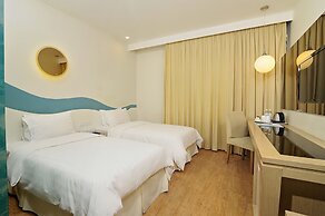 Oceania Hotel