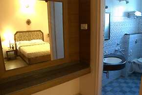 Hotel Blue Bird
