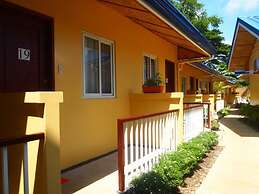 Blue Lagoon Inn & Suites