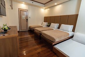 Kabayan Hotel