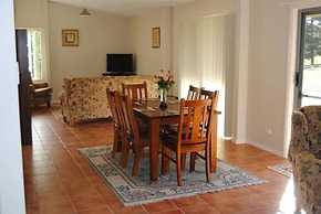 Clarendon Chalets