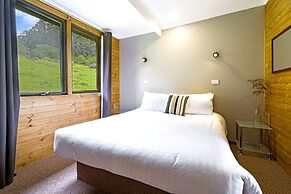 Mole Creek Cabins