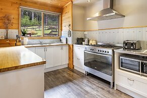 Mole Creek Cabins
