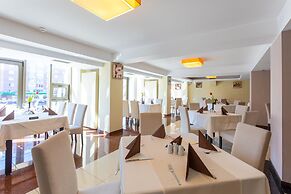 Golden Time Hotel