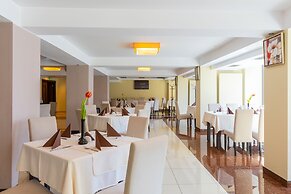 Golden Time Hotel