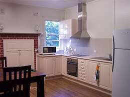 Elm Cottage
