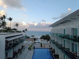 KC Beach Club & Pool Villas