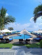 KC Beach Club & Pool Villas