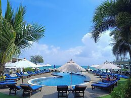 KC Beach Club & Pool Villas