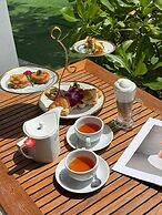 KC Beach Club & Pool Villas