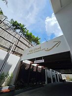 KC Beach Club & Pool Villas