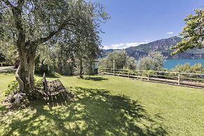 Residence Parco Lago Di Garda