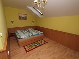 Holiday Hotel Macocha