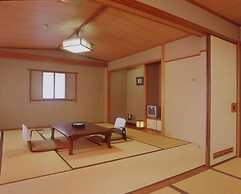 Kamogawa-kan Inn