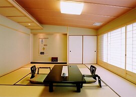 Kamogawa-kan Inn