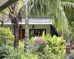Phuvara Boutique
