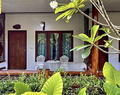 Phuvara Boutique