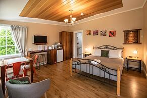 Alexandria Bed & Breakfast