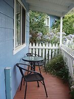 Boat Harbour Garden Cottages