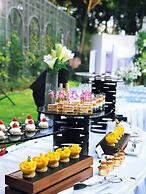 Royal Grace Hotel