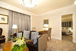 Royal Grace Hotel