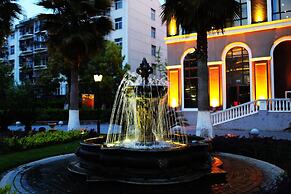 Royal Grace Hotel